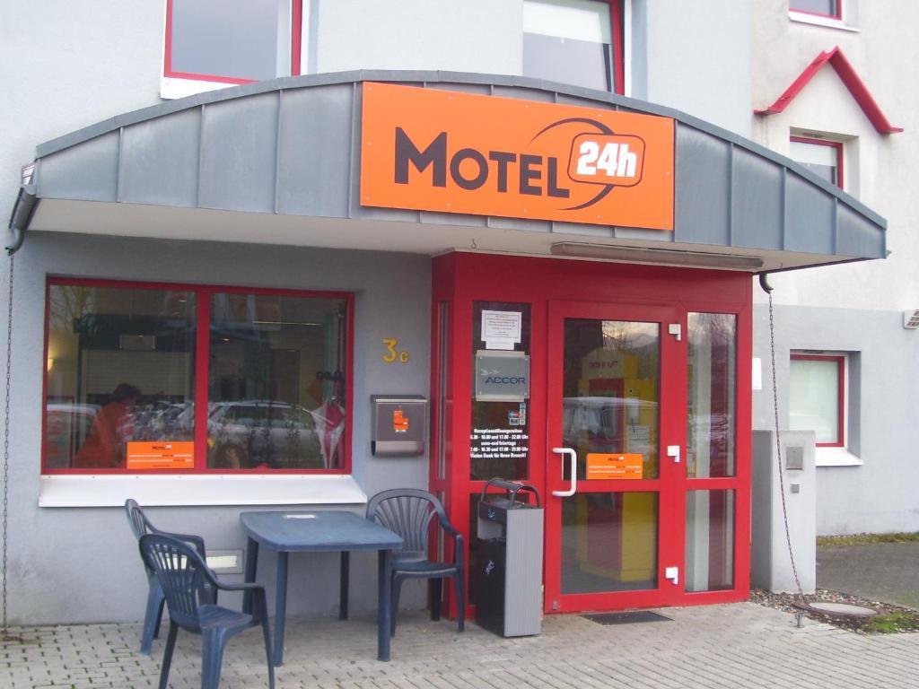 Motel 24h City Airport Mannheim Exterior foto