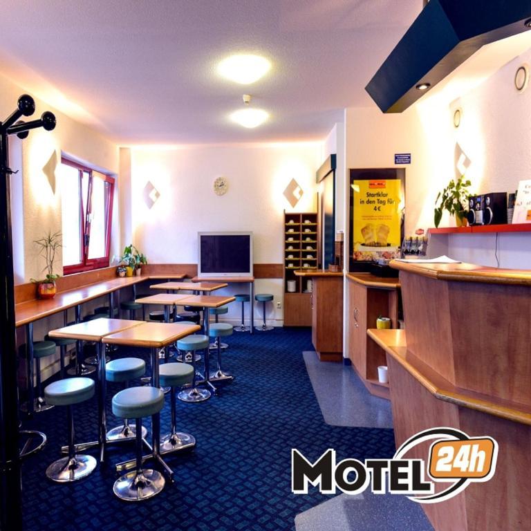 Motel 24h City Airport Mannheim Exterior foto