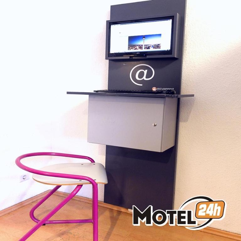 Motel 24h City Airport Mannheim Exterior foto